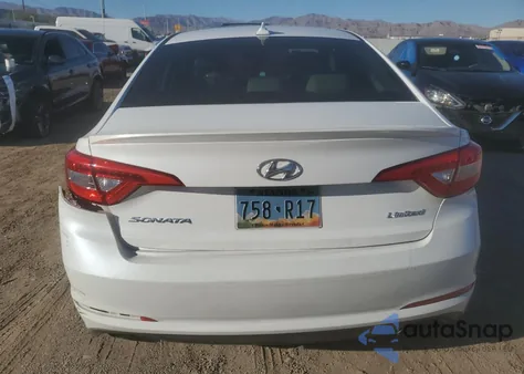 2017 Hyundai Sonata Spo from USA, damaged, VIN 572308